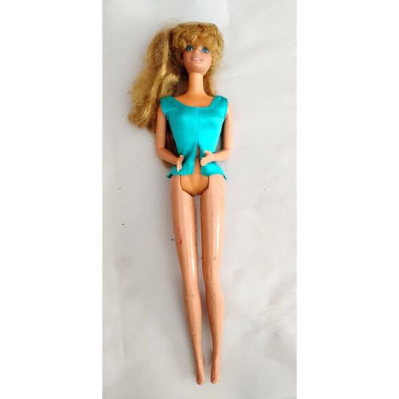 Vintage 1980 Happy Birthday Barbie - Picture 2 of 4